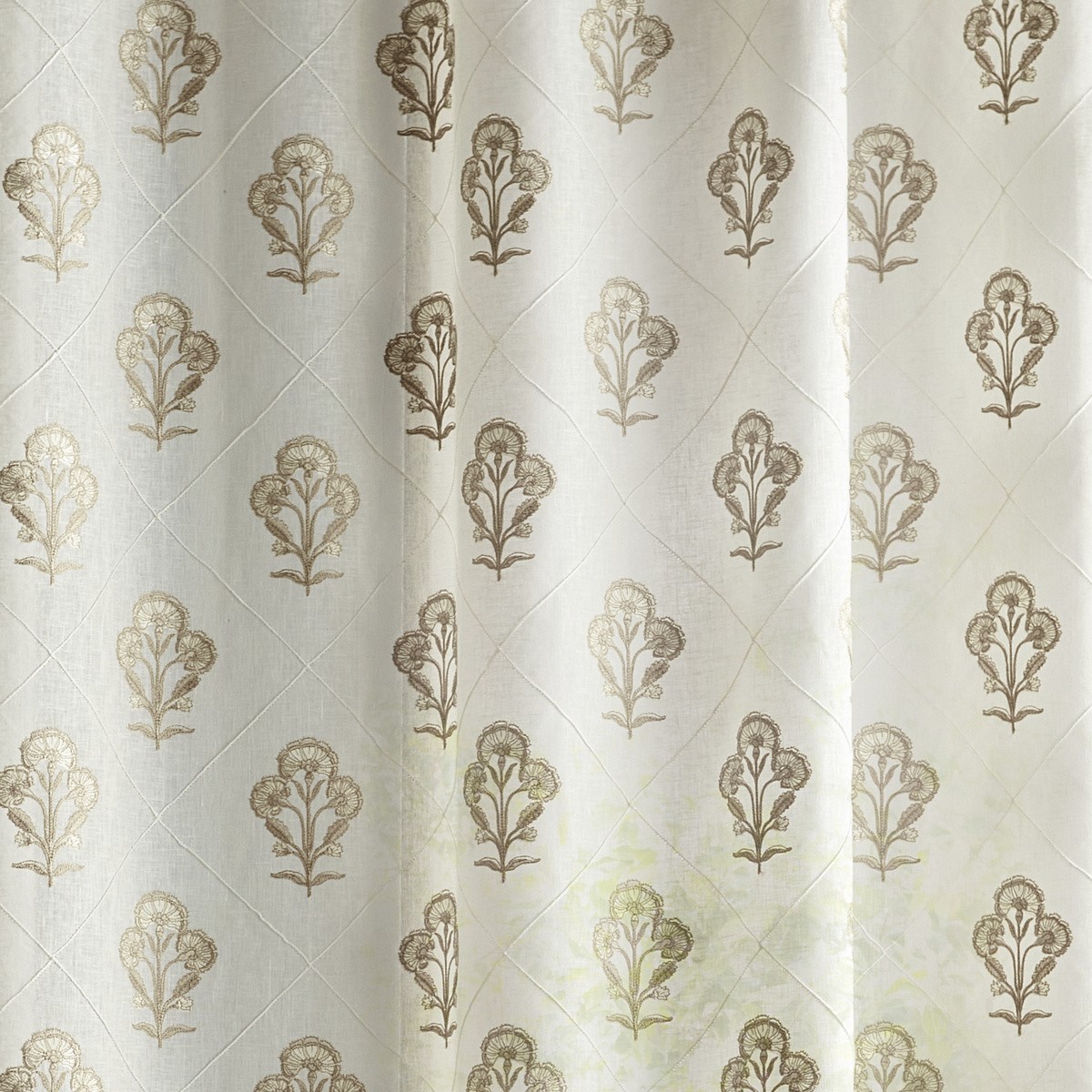 ts8239-099-132.jpg