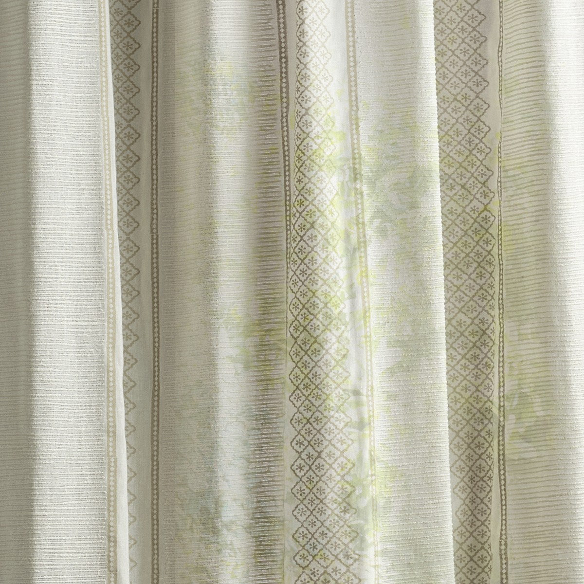 ts8242-099-138.jpg
