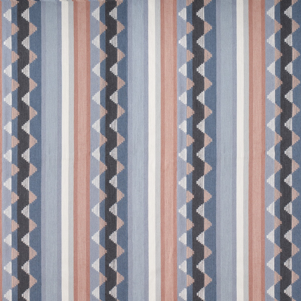ts8256-099-141.jpg